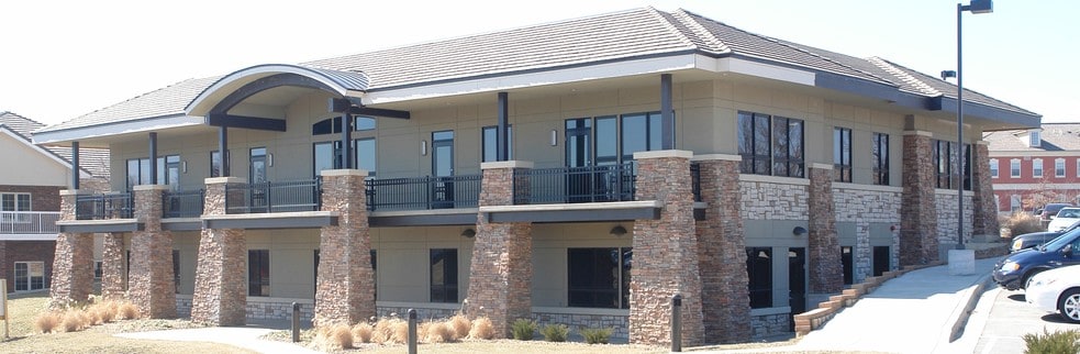 6710 W 121st St, Overland Park, KS for sale - Building Photo - Image 3 of 17