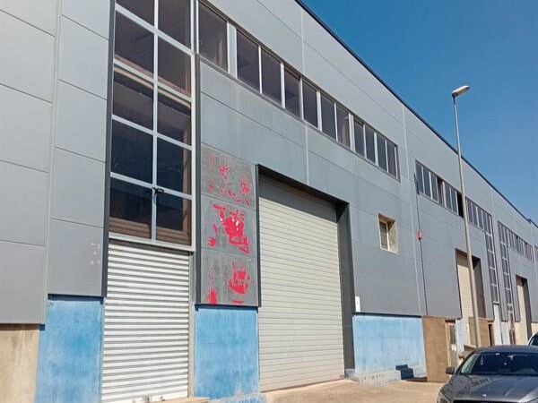 Industrial in ALMAZORA for sale - Building Photo - Image 1 of 3