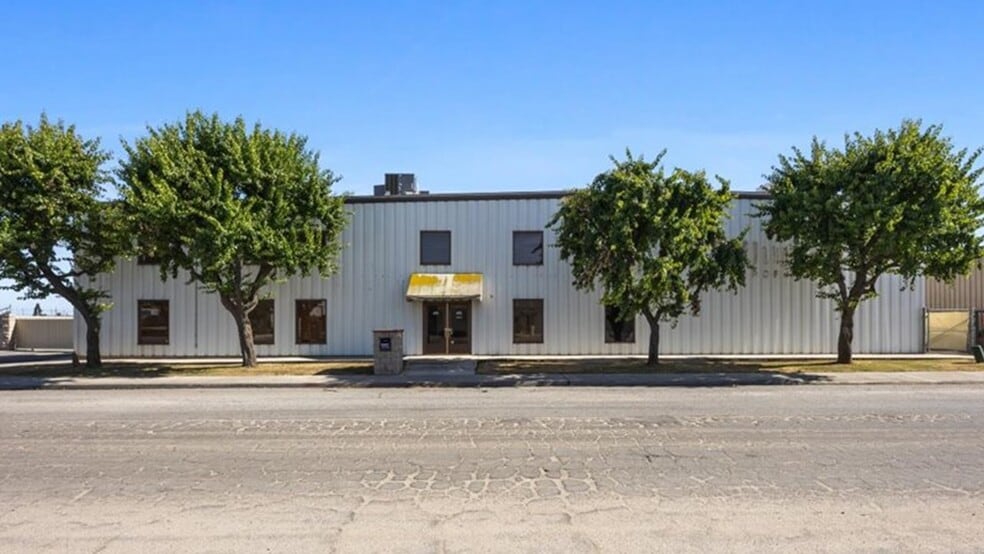 6309 Seven Seas Ave, Bakersfield, CA for lease - Building Photo - Image 2 of 26