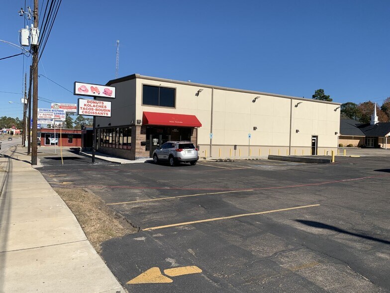 1112 N Frazier St, Conroe, TX for sale - Building Photo - Image 1 of 1