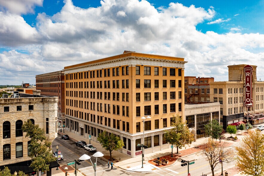 116 N Chicago St, Joliet, IL for lease - Building Photo - Image 1 of 4