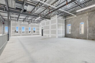 2173 Optic Crt, Kelowna, BC for lease Interior Photo- Image 2 of 4