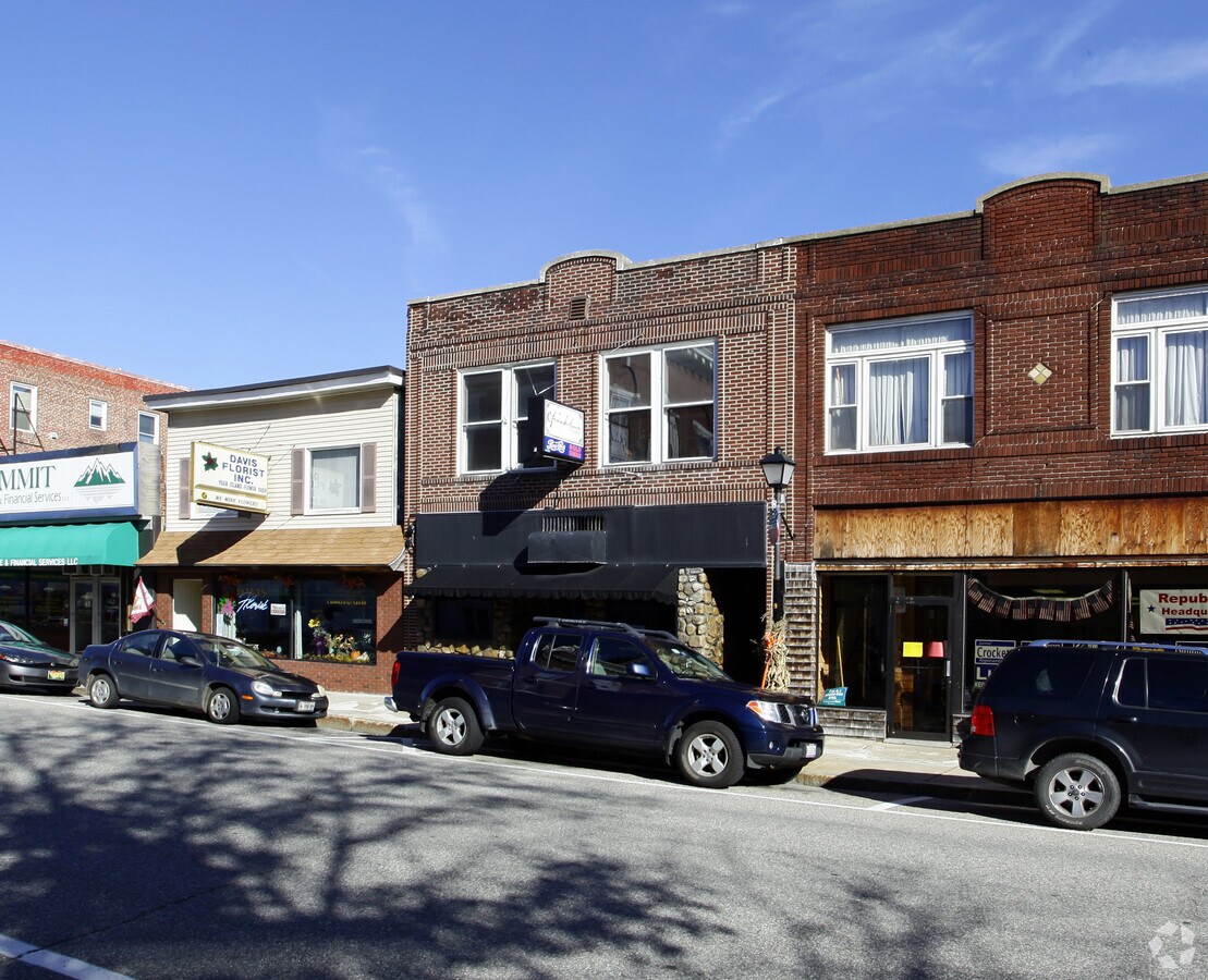 136 Congress St, Rumford, ME 04276 Property Record