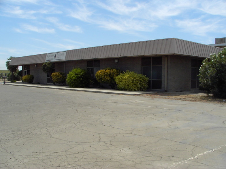 1190-1200 Orange Ave, Corcoran, CA for sale - Primary Photo - Image 1 of 1