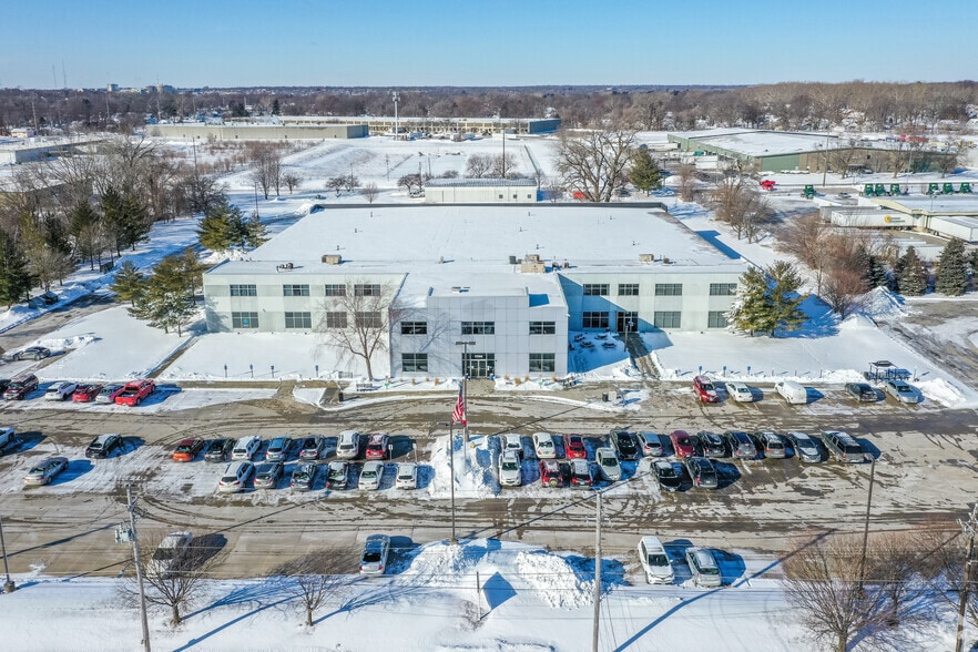 1700 Dixon St, Des Moines, IA for sale - Building Photo - Image 1 of 1