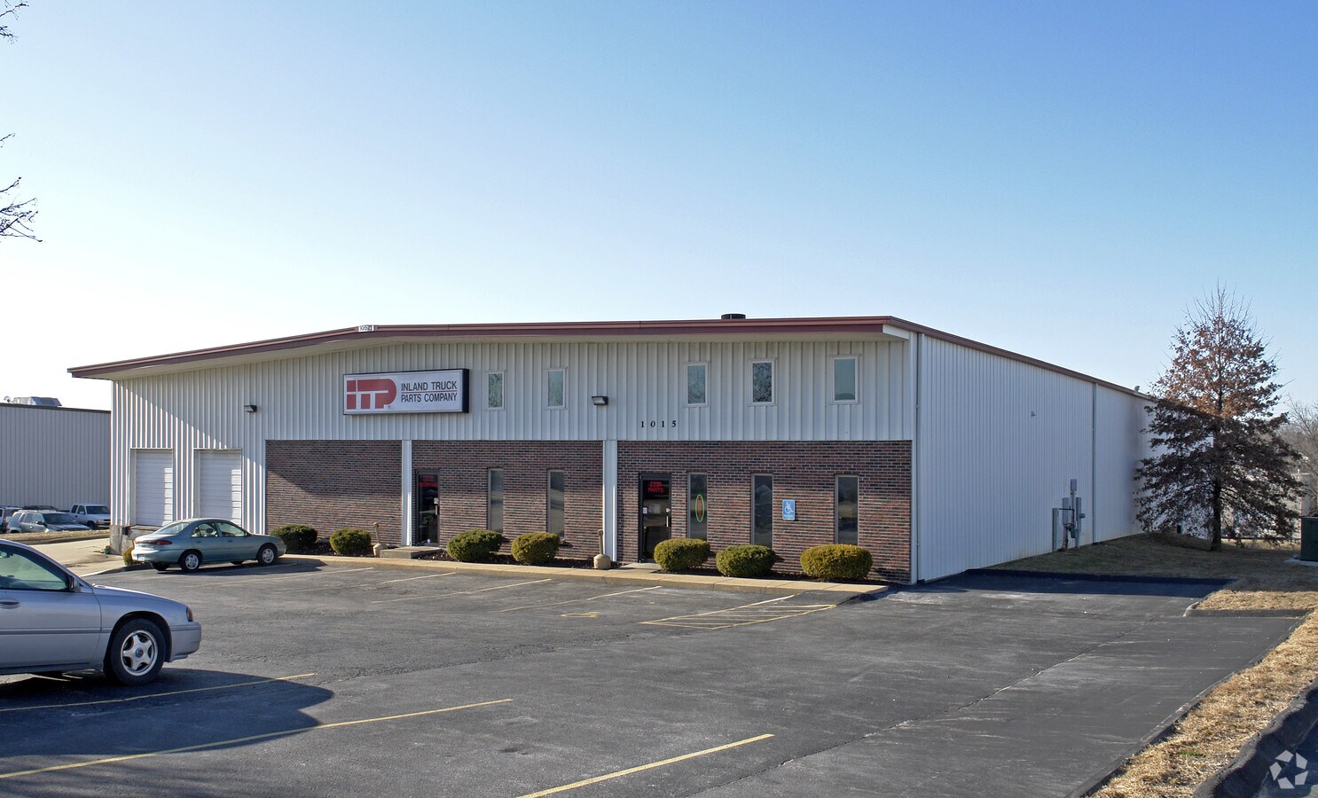 1015 Portwest Dr, Saint Charles, MO 63303