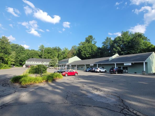 1255 Middlebury Rd, Middlebury, CT for sale - Building Photo - Image 1 of 1