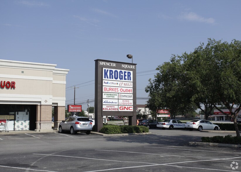 3550 Spencer Hwy, Pasadena, TX for sale - Building Photo - Image 2 of 2