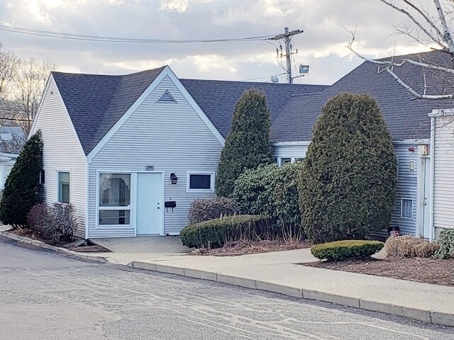 211 Quincy St, Brockton, MA for sale Primary Photo- Image 1 of 1