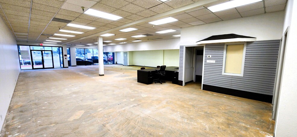 318 S Central Expy, Richardson, TX for lease - Interior Photo - Image 3 of 25