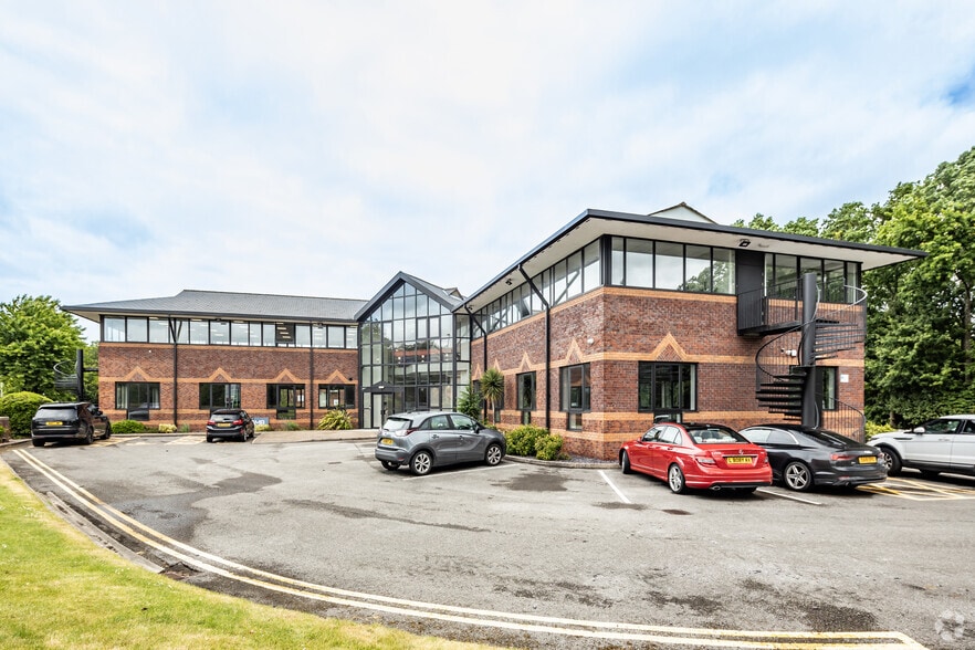 2 Crab Ln, Warrington for lease - Building Photo - Image 1 of 2