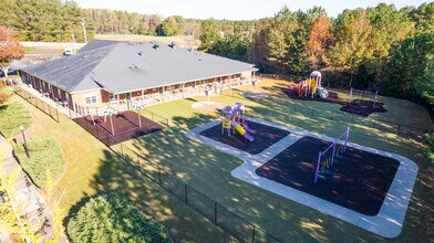 1560 Summit Chase Dr, Snellville, GA - AERIAL  map view - Image1