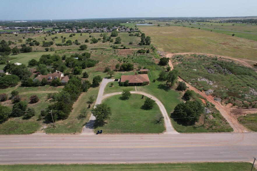 3608 W Elk Ave, Duncan, OK for sale - Building Photo - Image 2 of 25