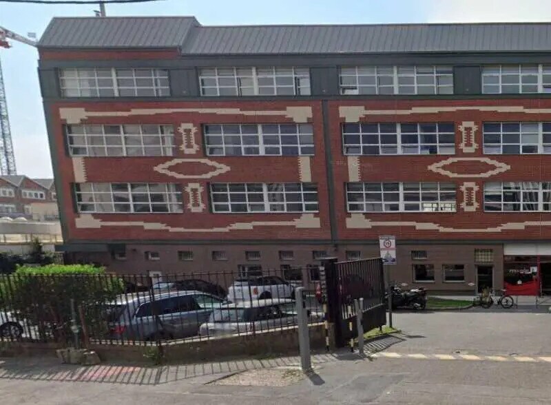 37-41 Rue Du Moulin Des Bruyères, Courbevoie for sale - Building Photo - Image 1 of 7