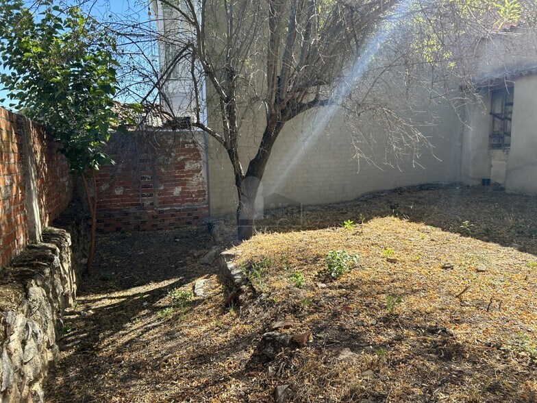 Land in San Martín de Valdeiglesias, Madrid for sale - Interior Photo - Image 2 of 4