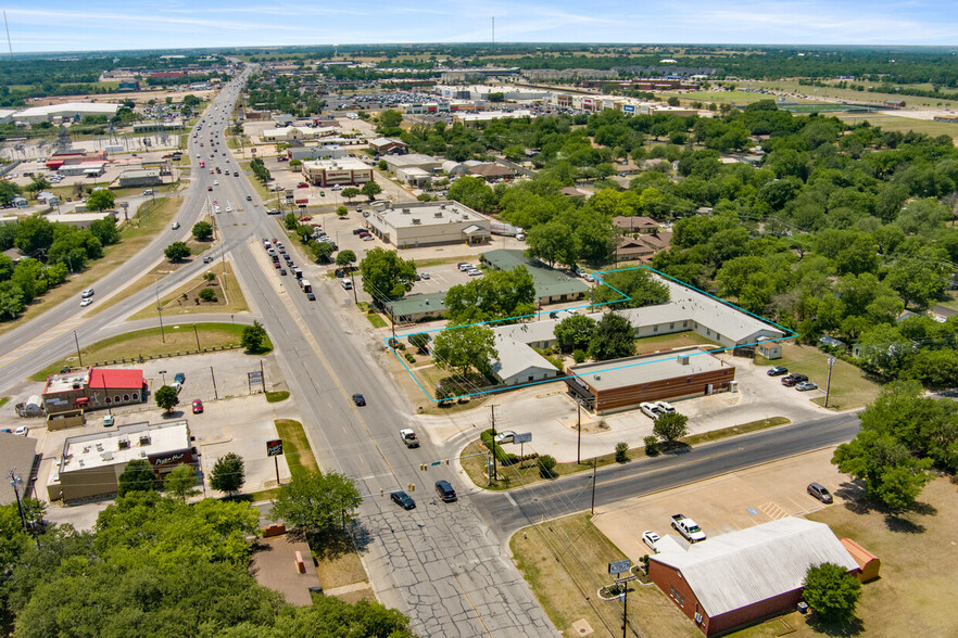 2309 W Washington St, Stephenville, TX for sale - Building Photo - Image 2 of 3