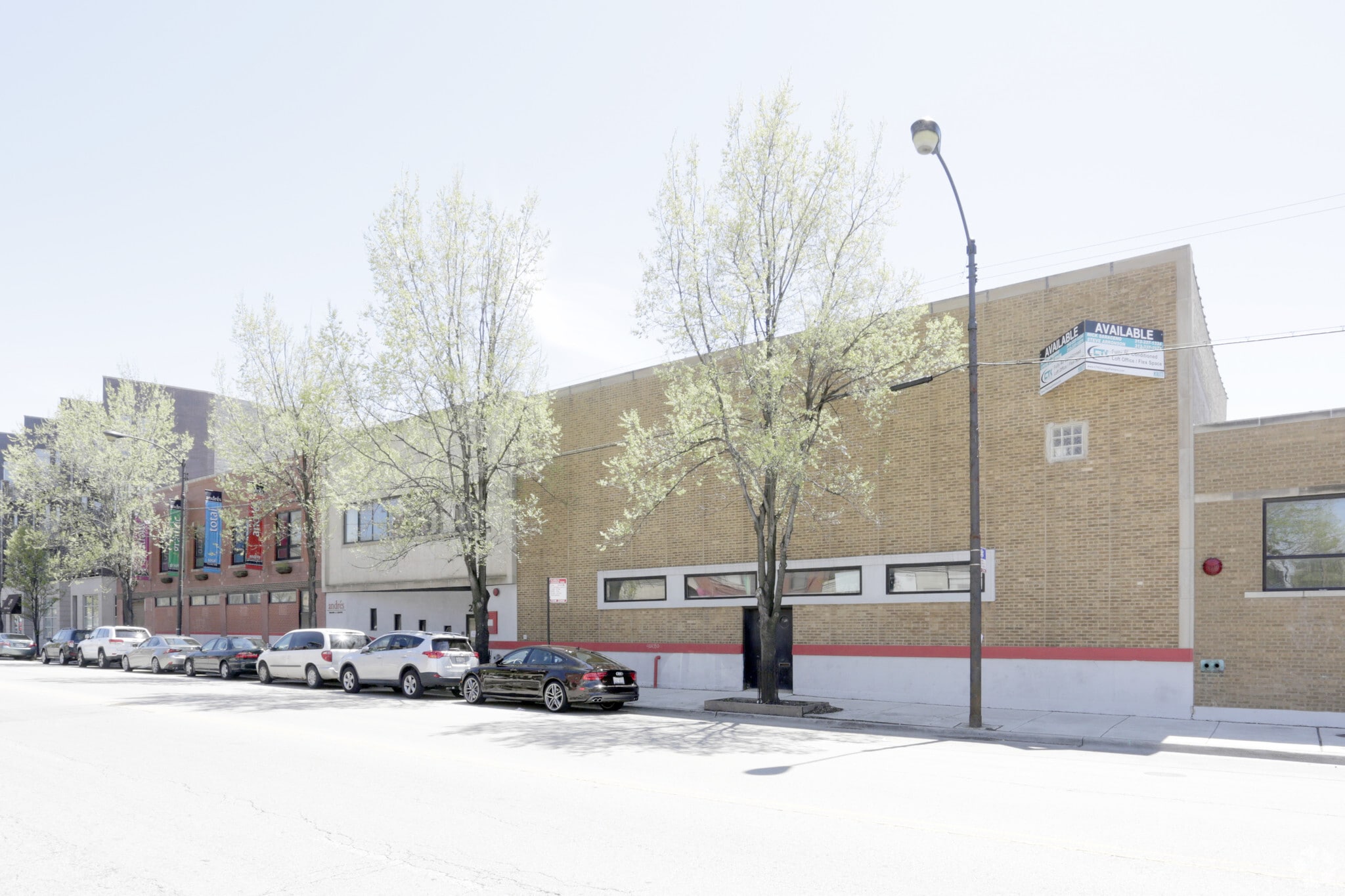 2643 W Chicago Ave, Chicago, IL for lease Primary Photo- Image 1 of 8