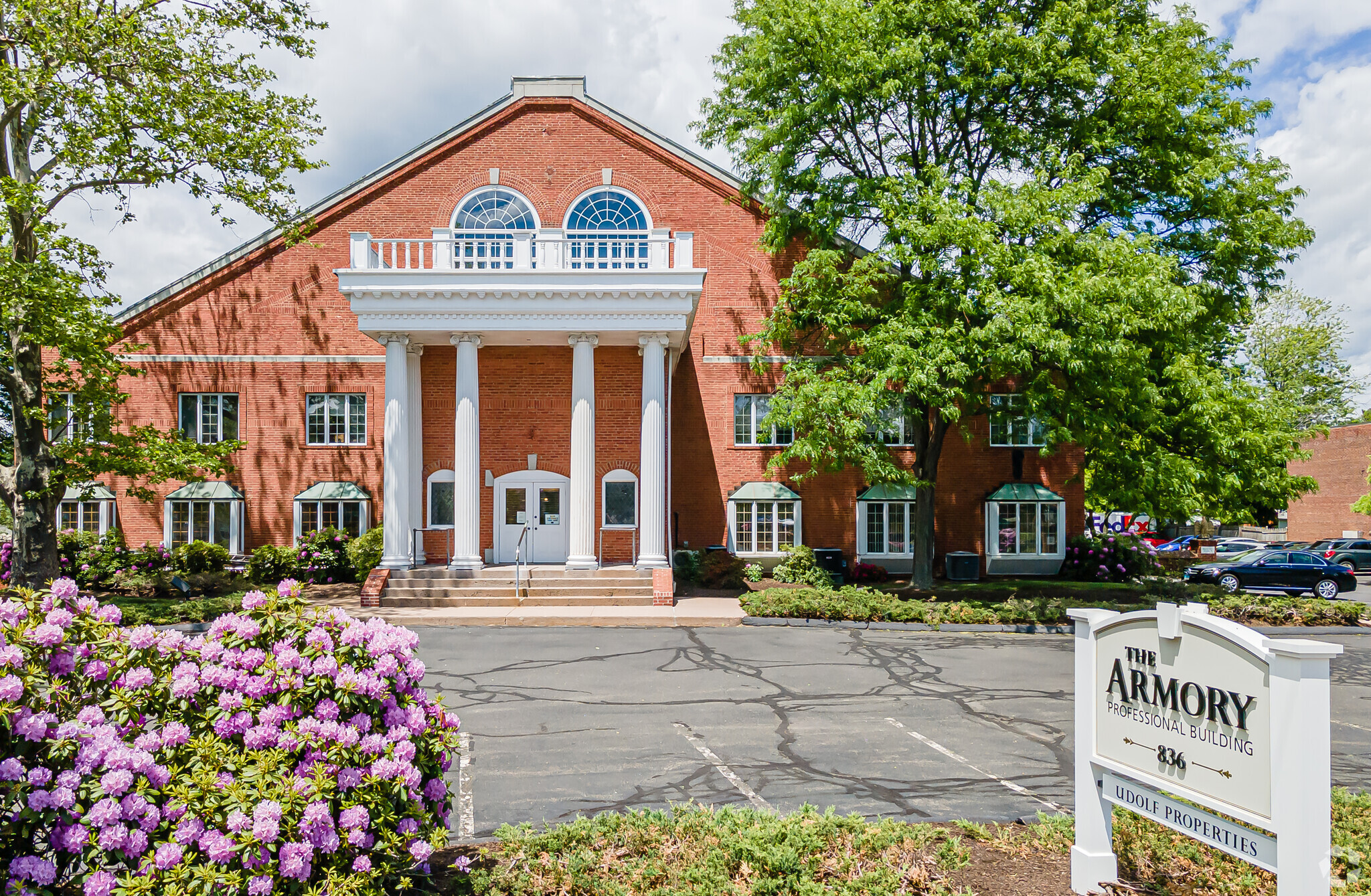 836 Farmington Ave, West Hartford, CT for lease Building Photo- Image 1 of 6