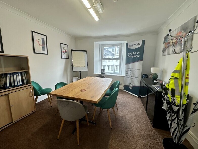 14-16 Peel Rd, Douglas for lease - Interior Photo - Image 3 of 3