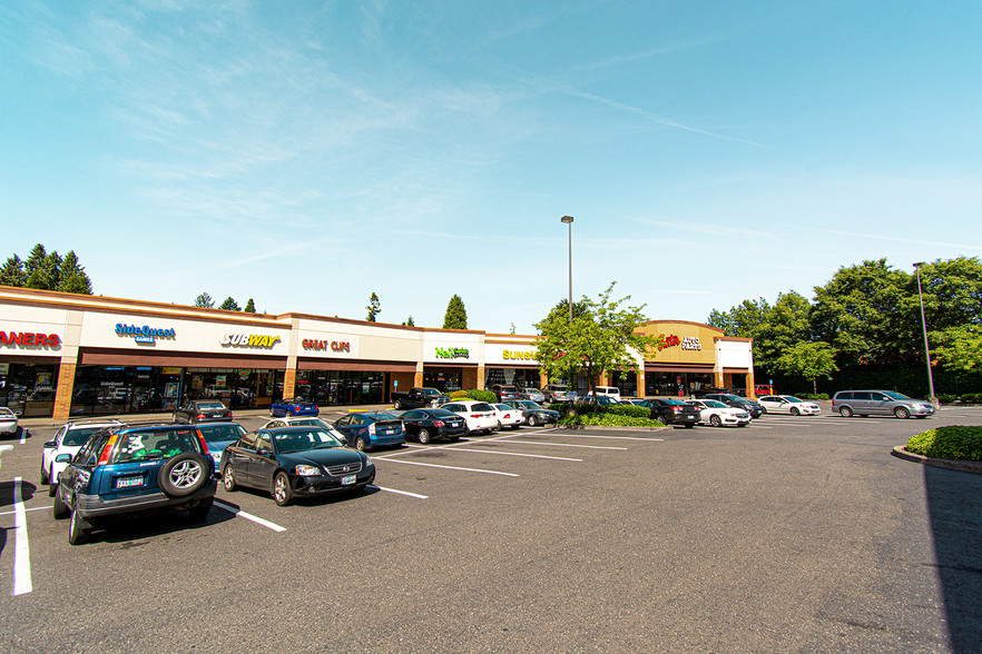 15003-15121 SE McLoughlin Blvd, Milwaukie, OR for lease - Building Photo - Image 1 of 4