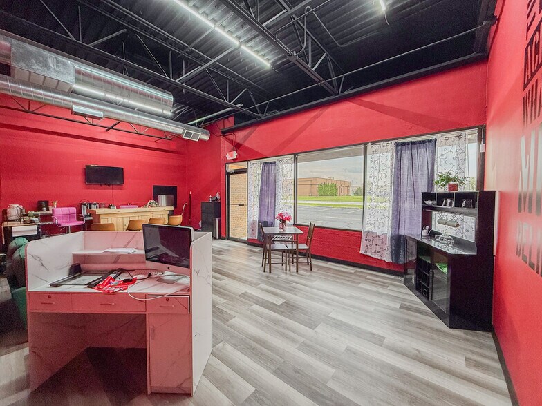 7880-- Broadway, Merrillville, IN for lease - Building Photo - Image 2 of 10