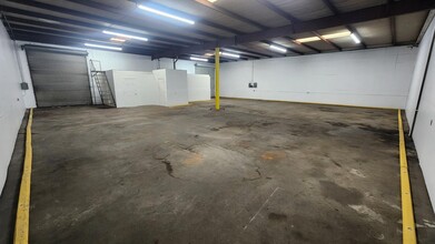 6400 Bradley Dr, Haltom City, TX for lease Interior Photo- Image 2 of 8