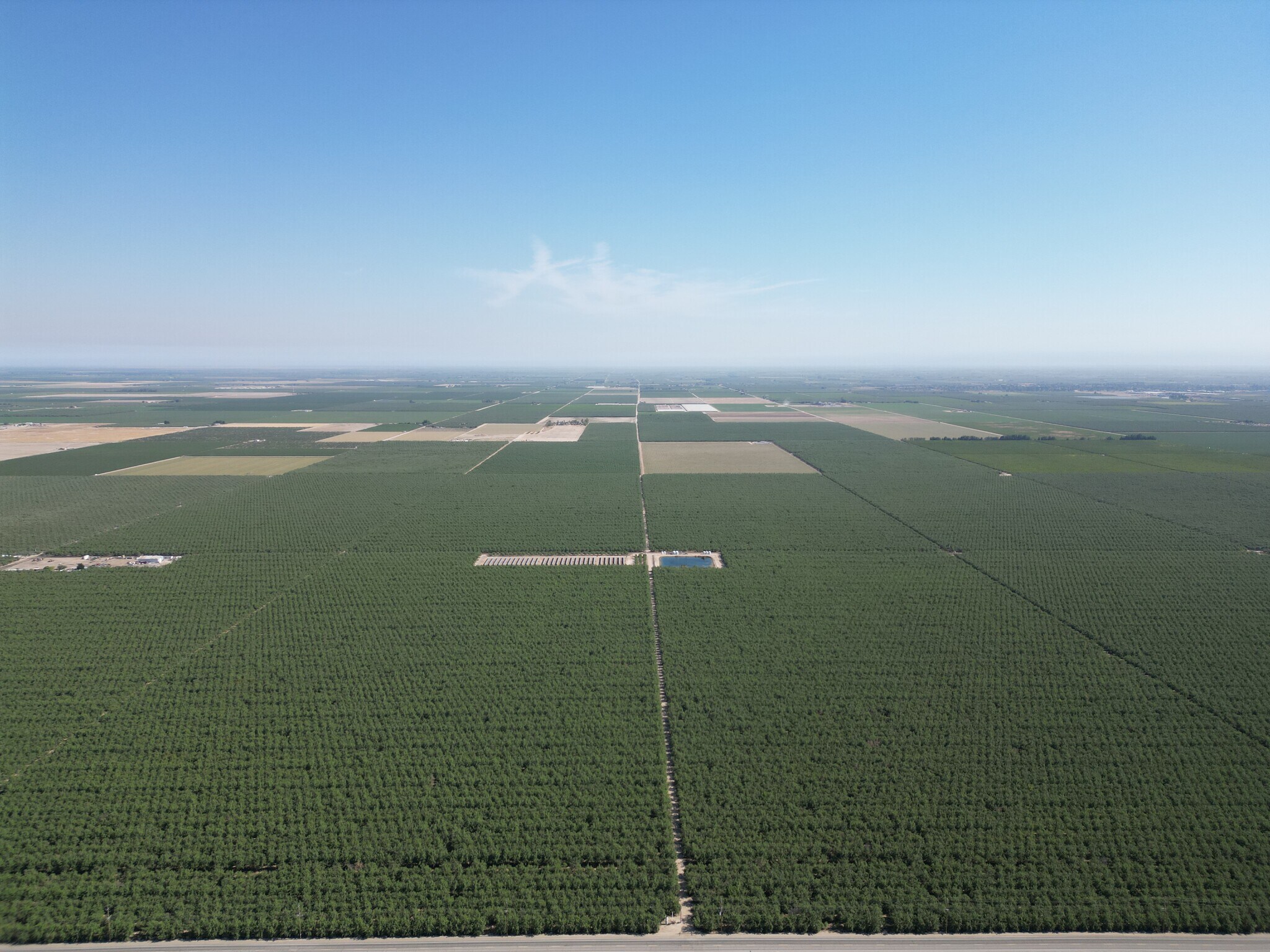 17946 American Avenue, Kerman, CA for sale Primary Photo- Image 1 of 1