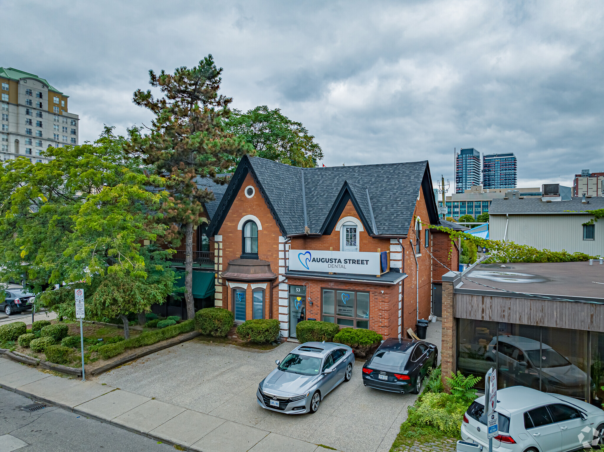 51-53 Augusta St, Hamilton, ON for sale Building Photo- Image 1 of 9