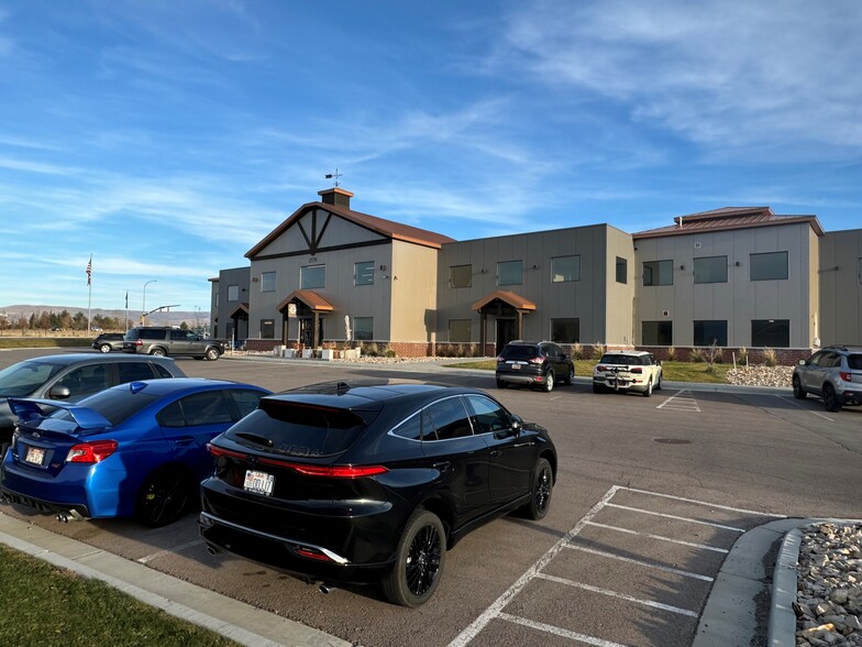 2175 W 3000 S, Heber City, UT for lease - Building Photo - Image 1 of 29