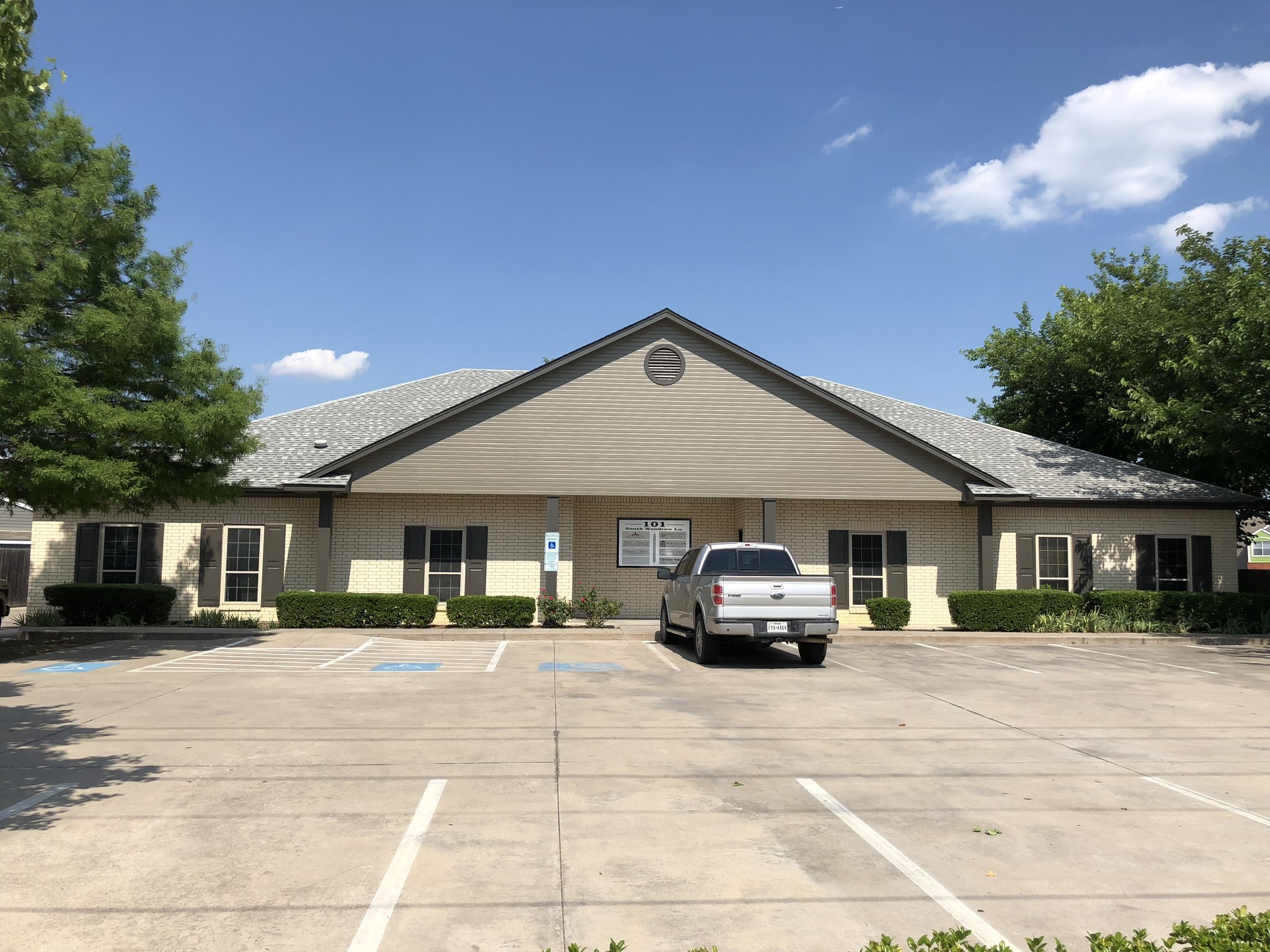 101 S Woodrow Ln, Denton, TX for sale Building Photo- Image 1 of 1