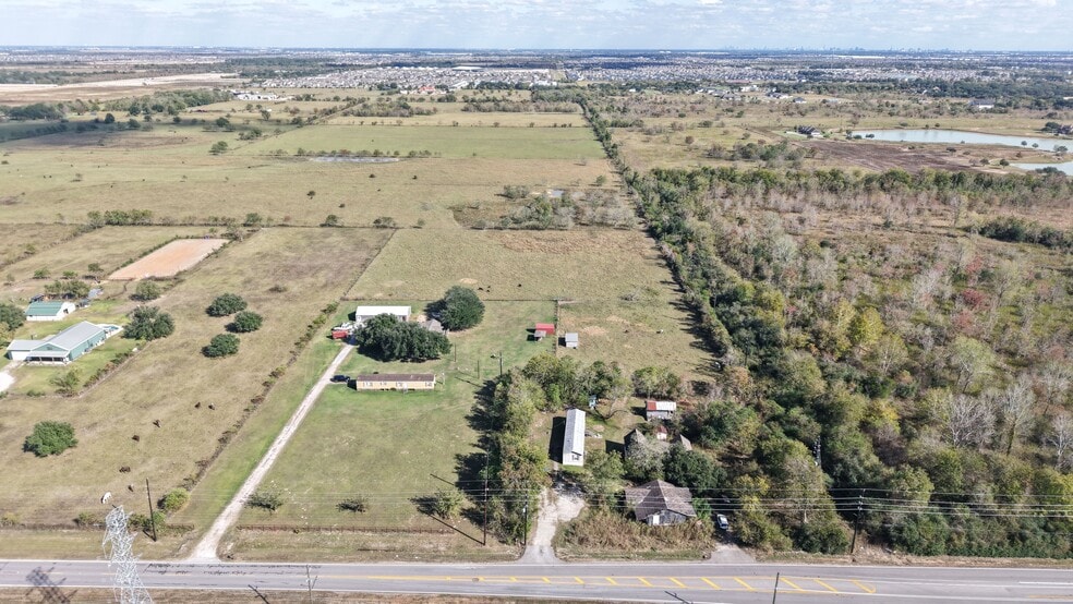 5614 Pitts Rd, Katy, TX for sale - Building Photo - Image 1 of 37