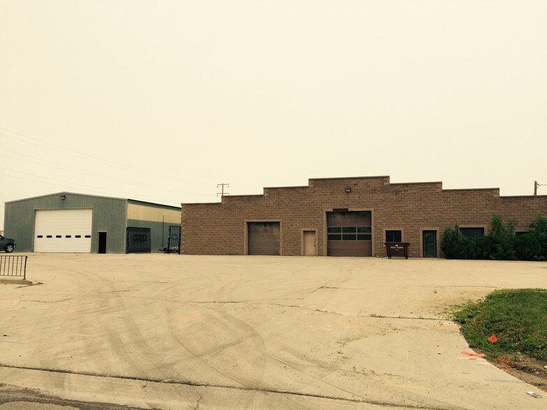 1281 W Main Ave, West Fargo, ND for sale - Primary Photo - Image 1 of 1