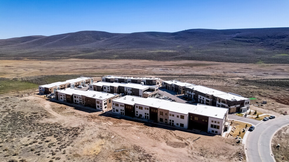 4554 Forestdale Dr, Park City, UT for lease - Building Photo - Image 3 of 21