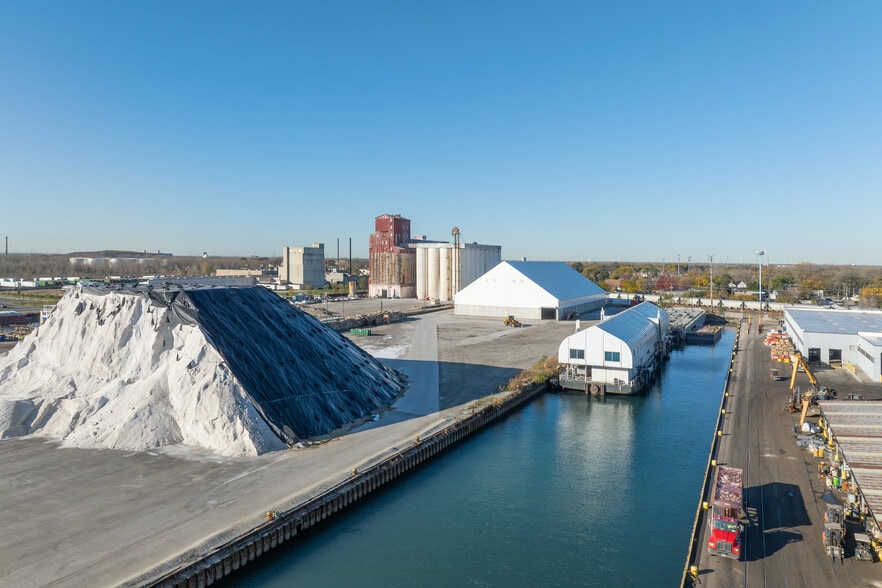 3020 E 104th St, Chicago IL - Warehouse