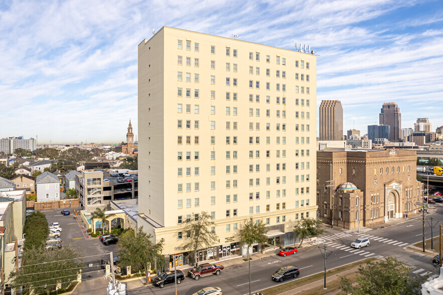 1205 Saint Charles Ave, New Orleans, LA for sale - Primary Photo - Image 1 of 6