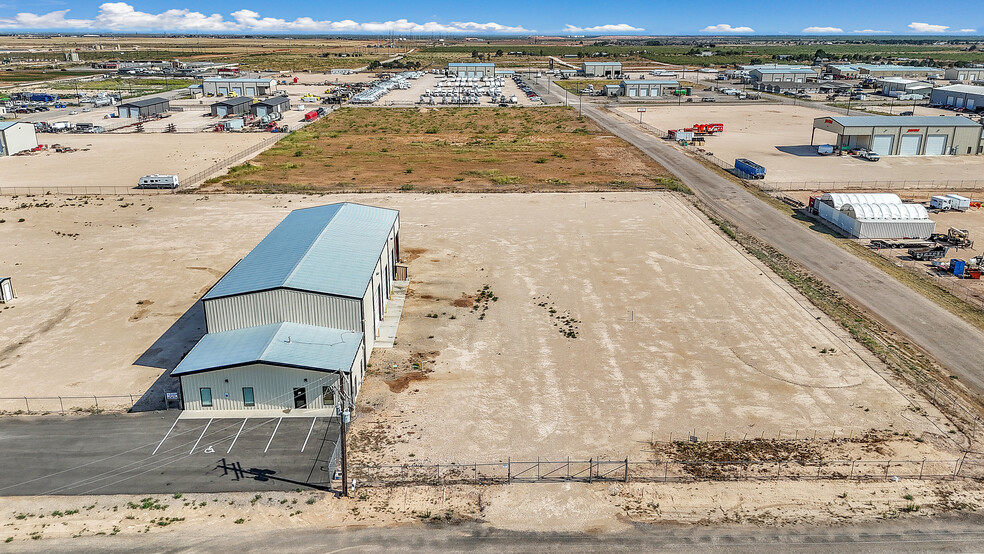 8810 E County Road 95, Midland, TX for lease - Aerial - Image 2 of 27