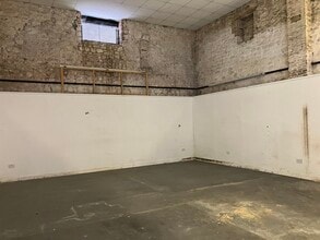 Abbey Rd, Kings Lynn for lease Interior Photo- Image 1 of 3