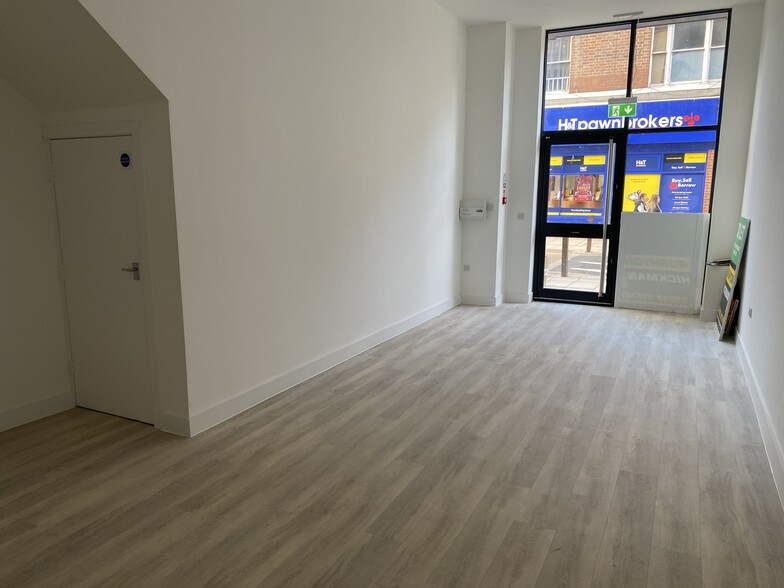 158 High St, Burton On Trent for lease - Interior Photo - Image 3 of 4