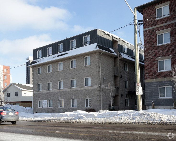 35-37 Columbia St W, Waterloo, ON for sale - Building Photo - Image 2 of 2