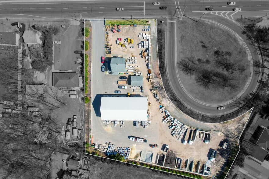 2069 Highway 35, South Amboy, NJ for lease - Building Photo - Image 3 of 16