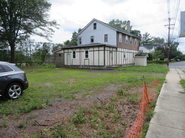 76 1st Ave, Raritan, NJ for sale - Building Photo - Image 1 of 1