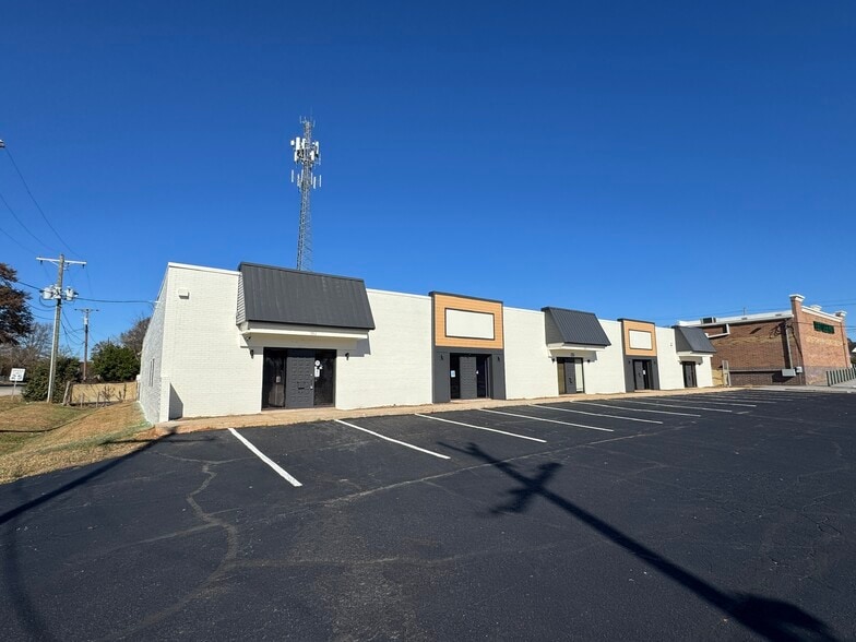 102 Shaw St, Greenville, SC for lease - Building Photo - Image 2 of 9