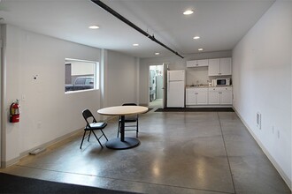 1106 Airpark Ln, Sandpoint, ID for lease Interior Photo- Image 1 of 8