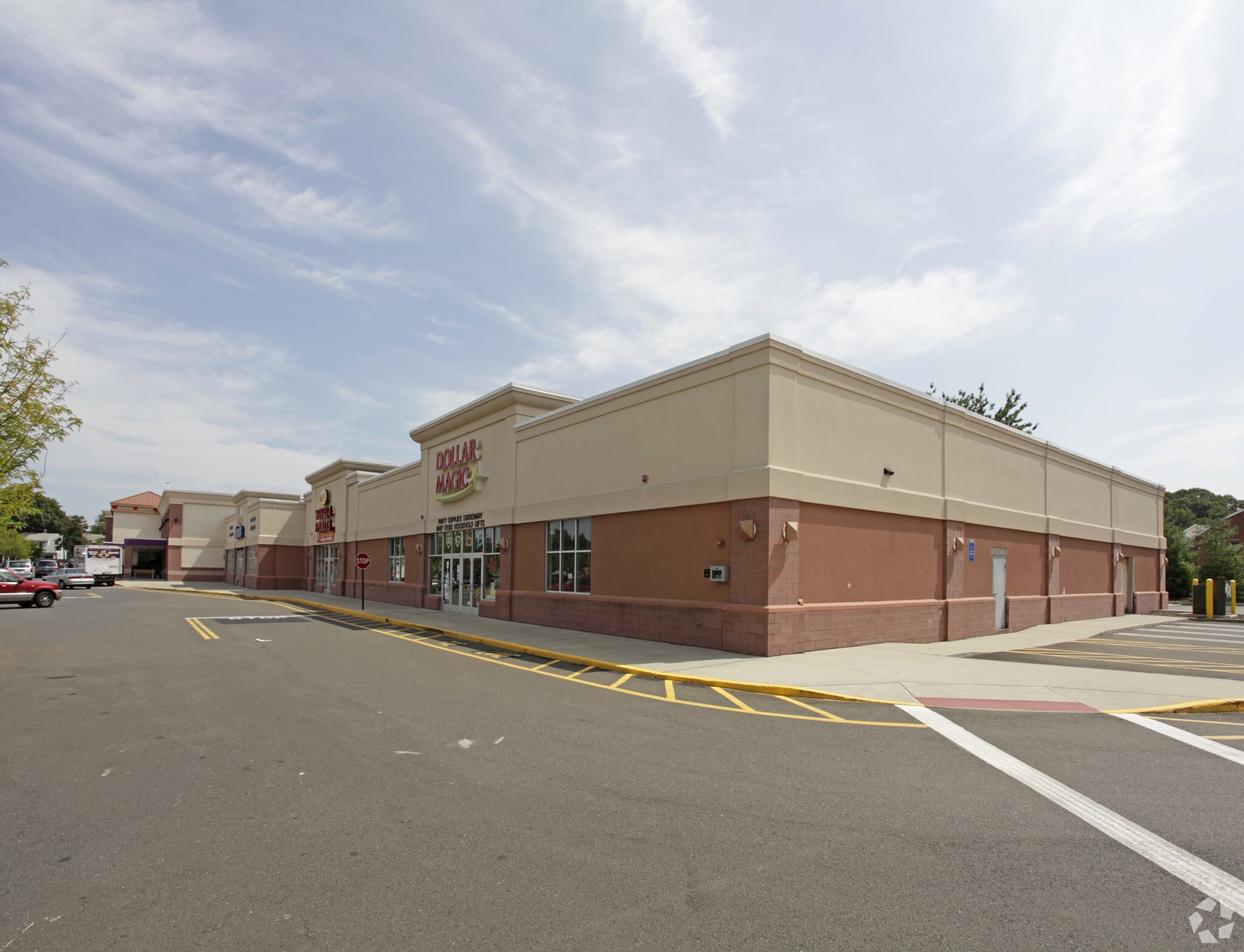 460-480 Elm St, West Haven, CT for lease Primary Photo- Image 1 of 10