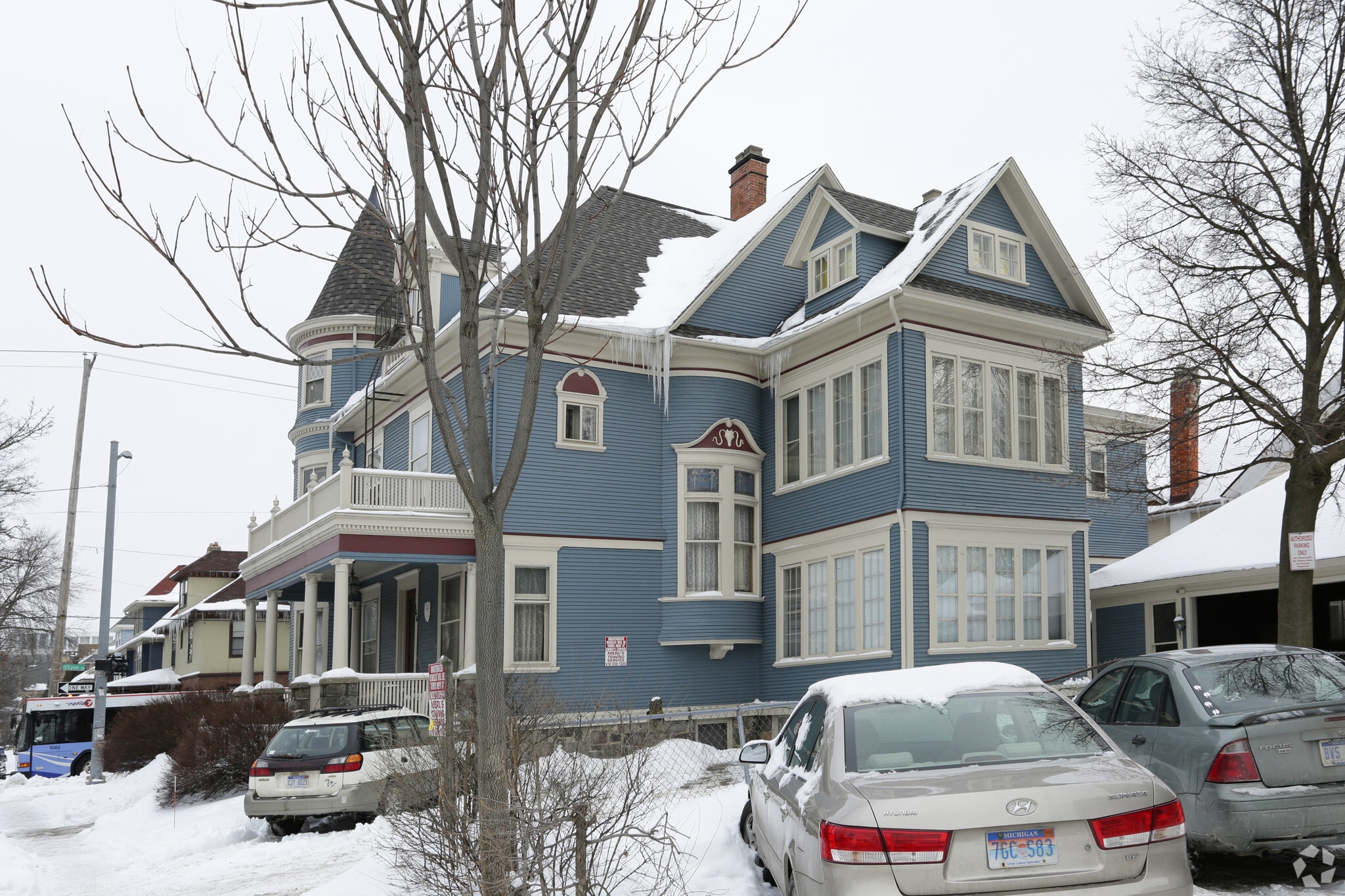 166 Lafayette Ave NE, Grand Rapids, MI for sale Primary Photo- Image 1 of 4