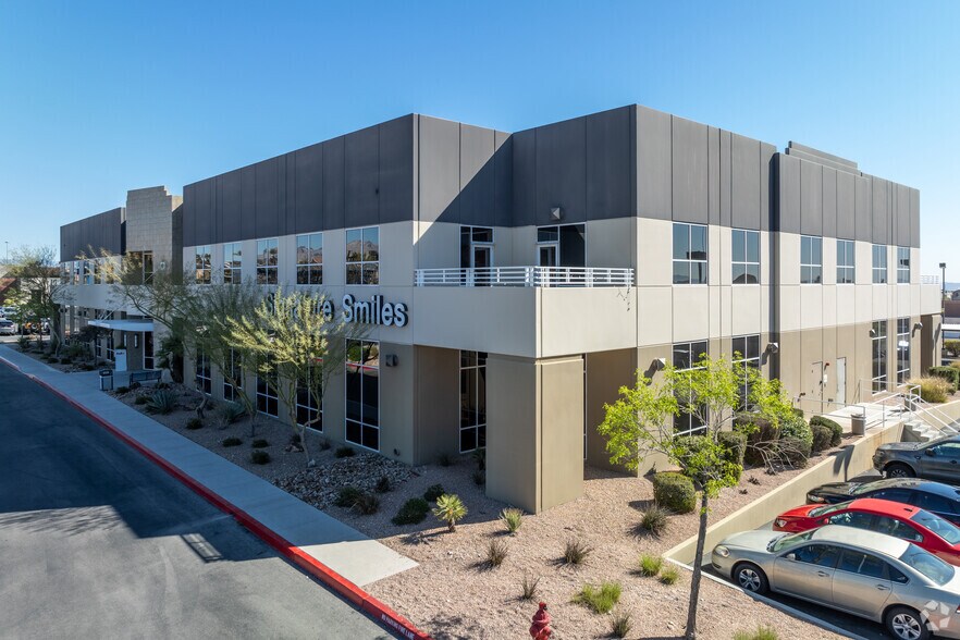4670 S Fort Apache Rd, Las Vegas, NV for sale - Primary Photo - Image 1 of 9