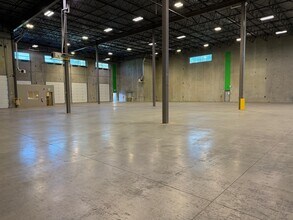 27515 56th Ave, Langley Twp, BC for lease Building Photo- Image 2 of 5