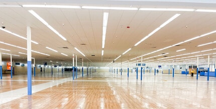 1229 NW Evangeline Trwy, Lafayette, LA for sale Interior Photo- Image 2 of 8