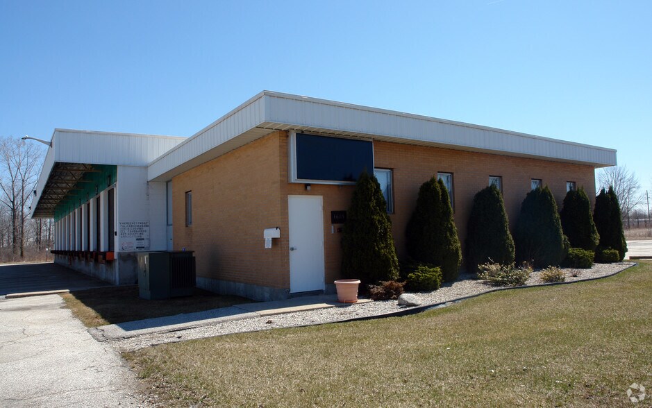 1665 Busha Hwy, Marysville, MI for sale - Building Photo - Image 1 of 1
