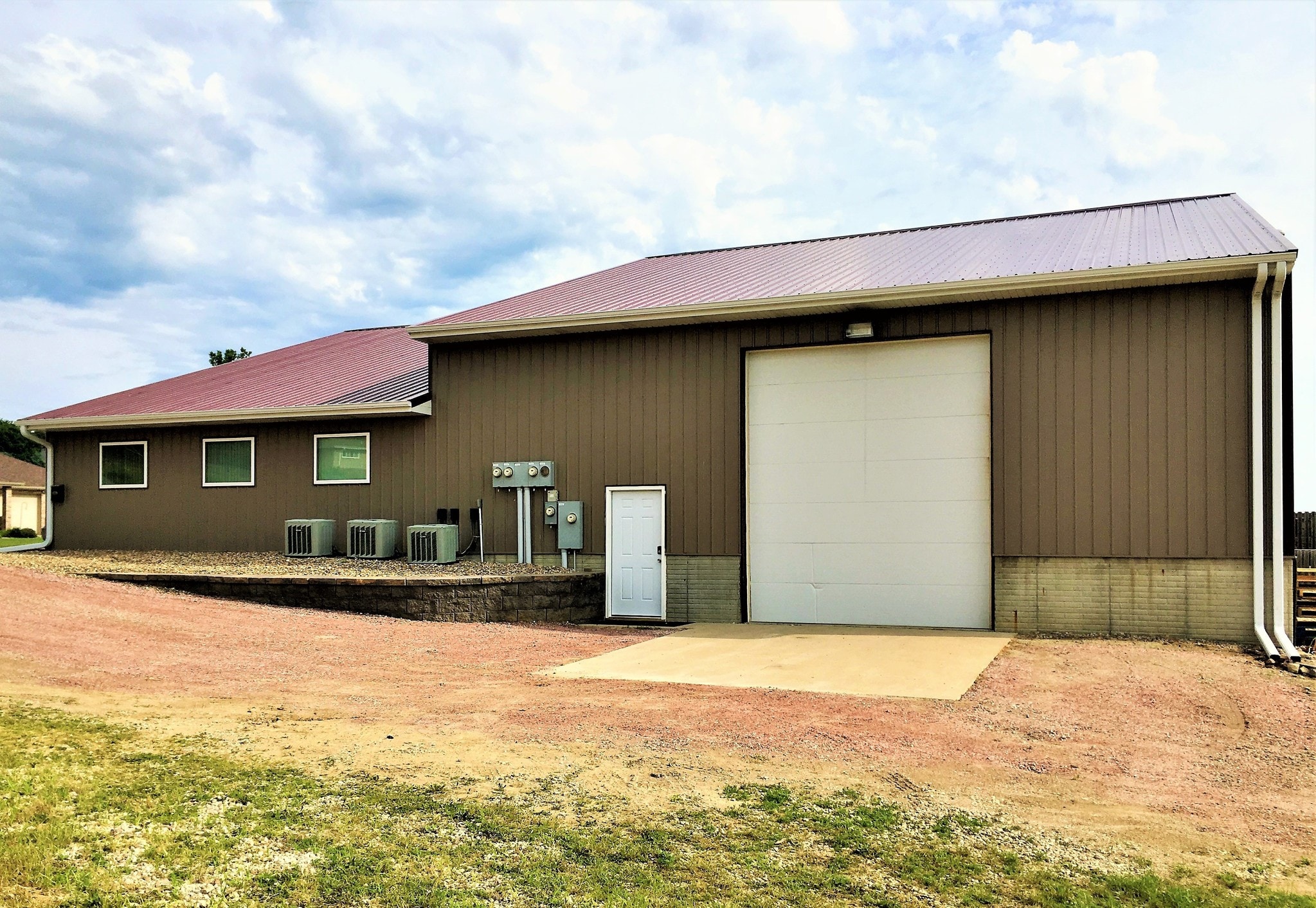 1120 Starview Dr, Hinton, IA for sale Building Photo- Image 1 of 1